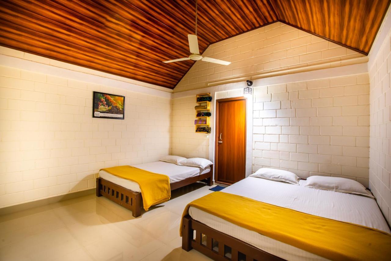 Ferienwohnung The Creek Coorg Ponnampet Exterior foto
